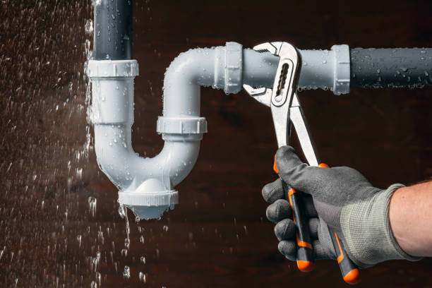 Professional Drain Cleaning technician working in Lynchburg, MO
